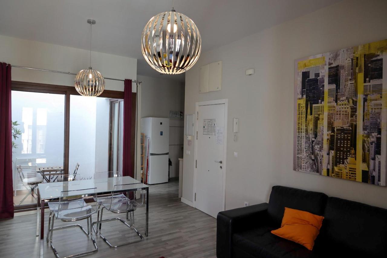 Triana Suite Dreams Seville Exterior photo